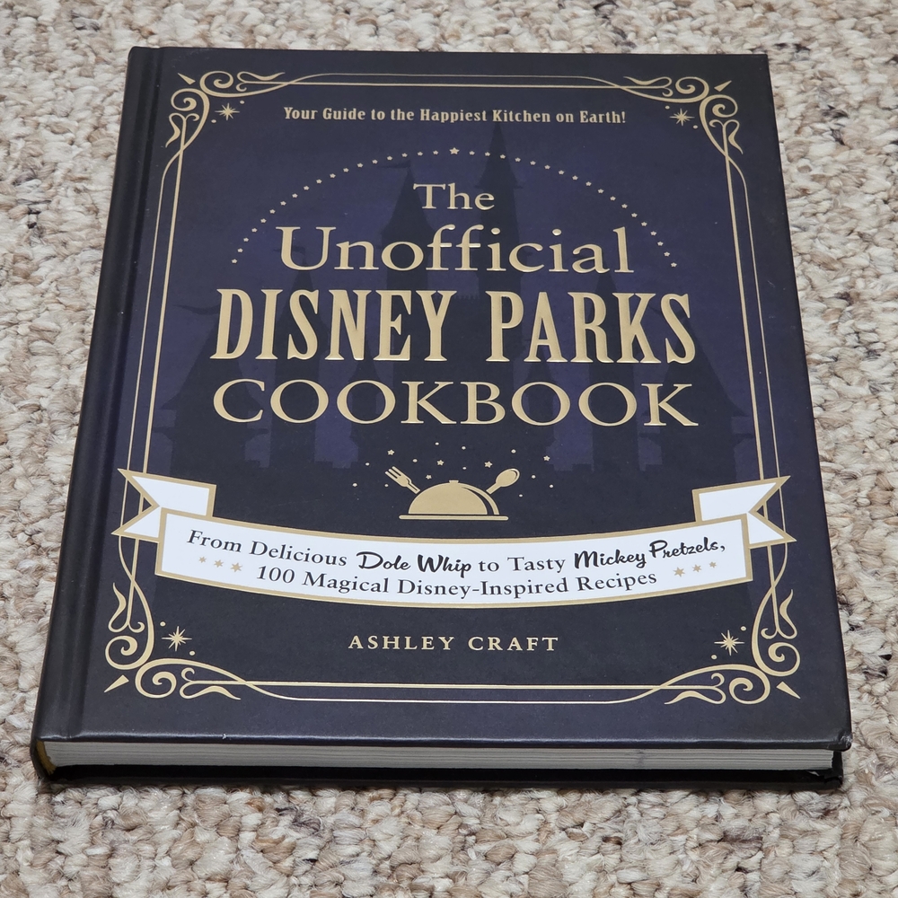 The Unofficial Disney Parks Cookbook-Hardback